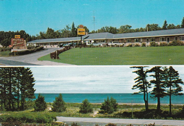 Gray Wolf Lodge (The Breakers Motel) - Old Postcard View (newer photo)